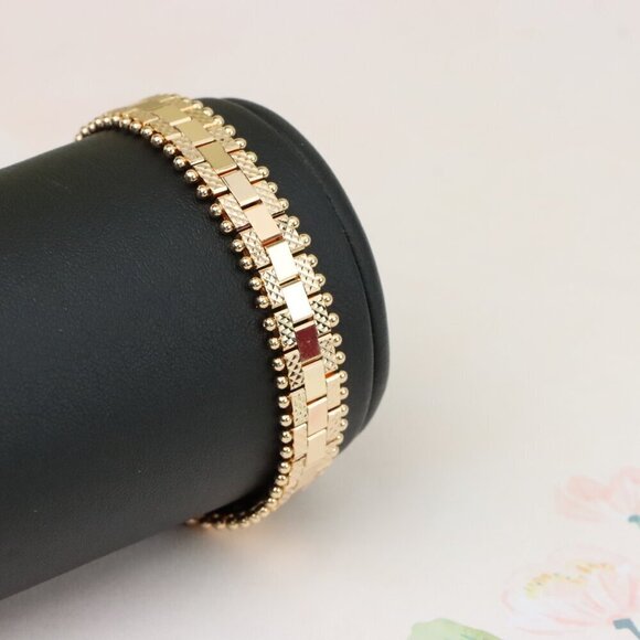 "Elegant Rose Gold Bracelet with Textured Link Detailing, XPBL1003 - Picture 9 of 12